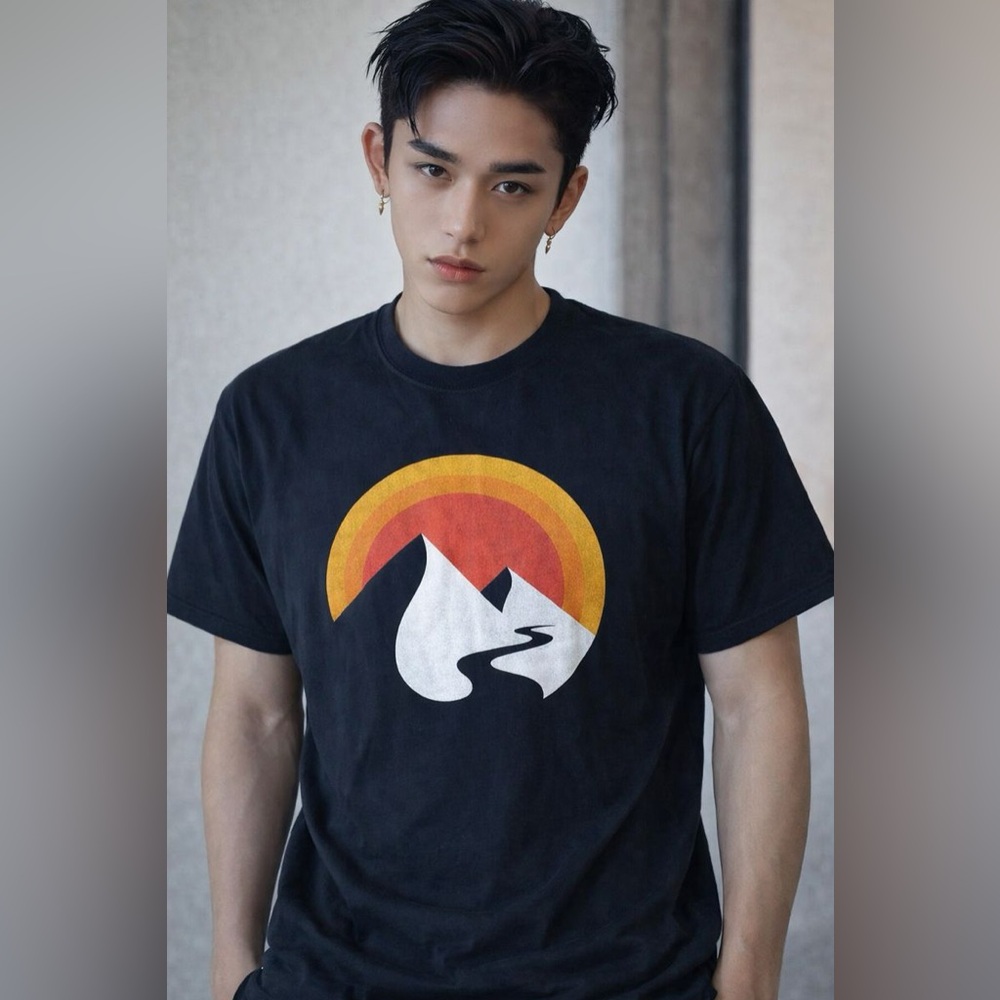 Men’s Novelty Animated Sunset T-shirt - NWOT